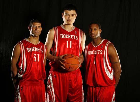 最后一防引发赛后争论（终场前一防引发赛后争议）