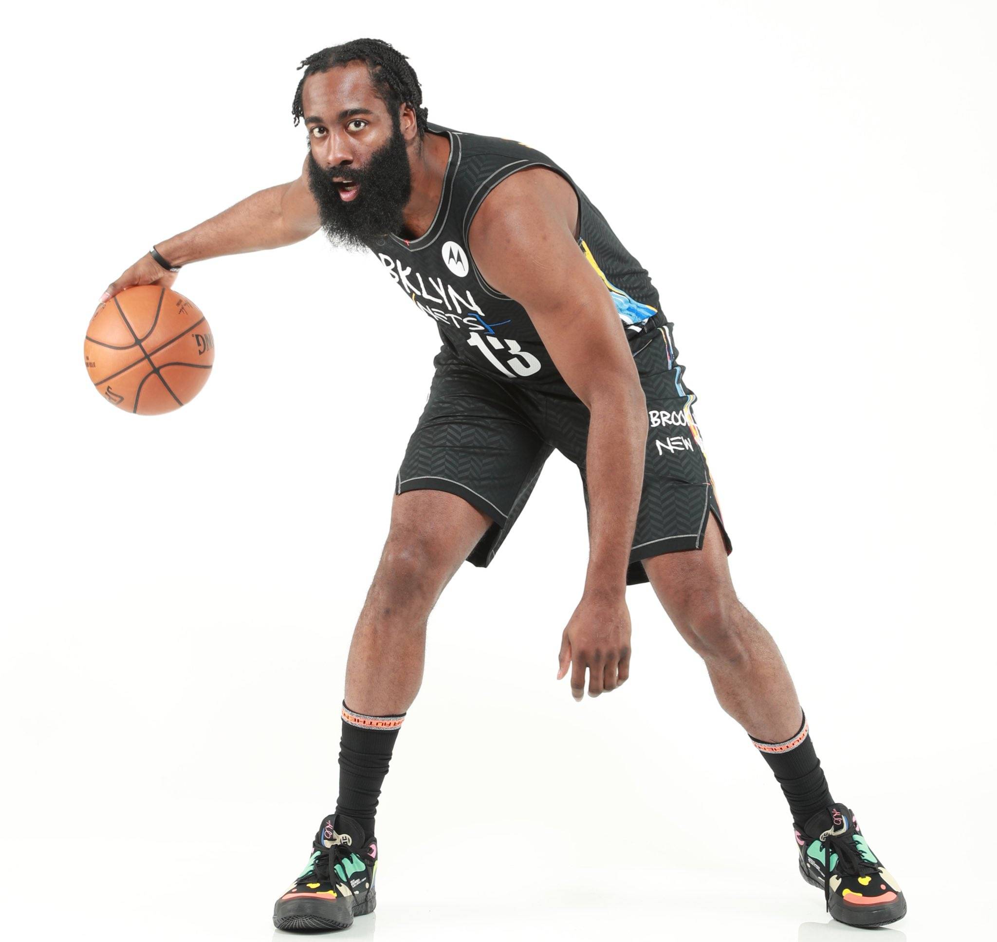 对手整场都被他点名单打（对手整场遭他点名单吃）